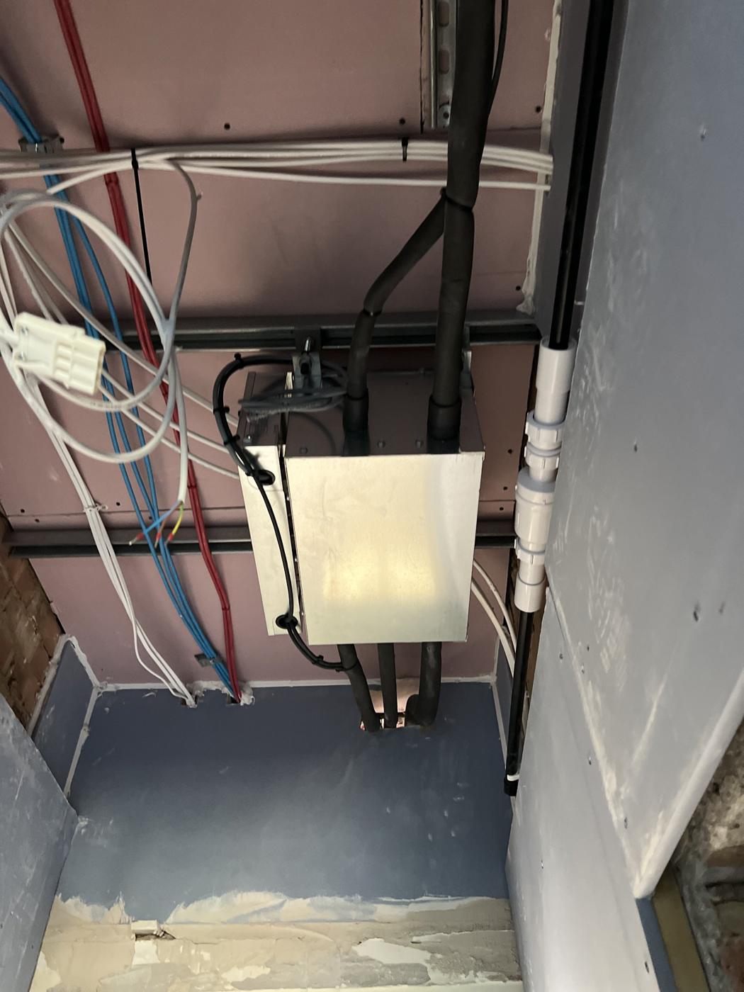 Branch box installation with condensate run alongside